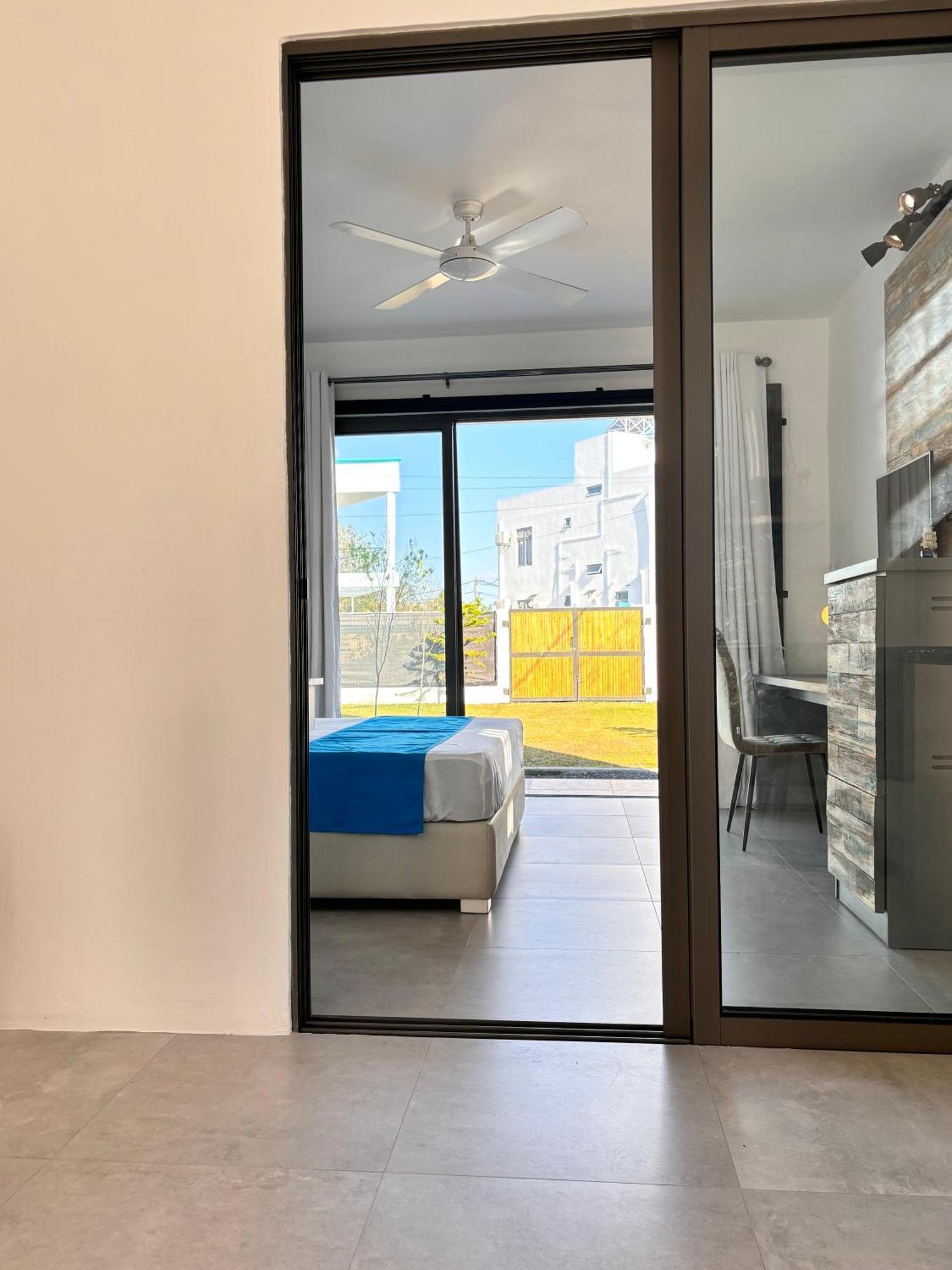 Maison Mont Choisy - One Or Two Bedrooms Apartment Trou aux Biches Εξωτερικό φωτογραφία