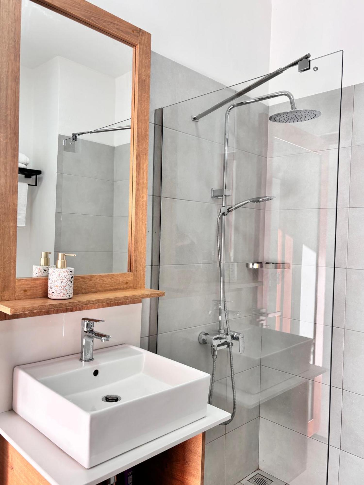 Maison Mont Choisy - One Or Two Bedrooms Apartment Trou aux Biches Εξωτερικό φωτογραφία